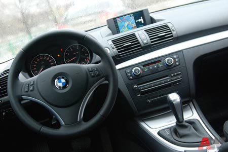 BMW 118i: 7 фото