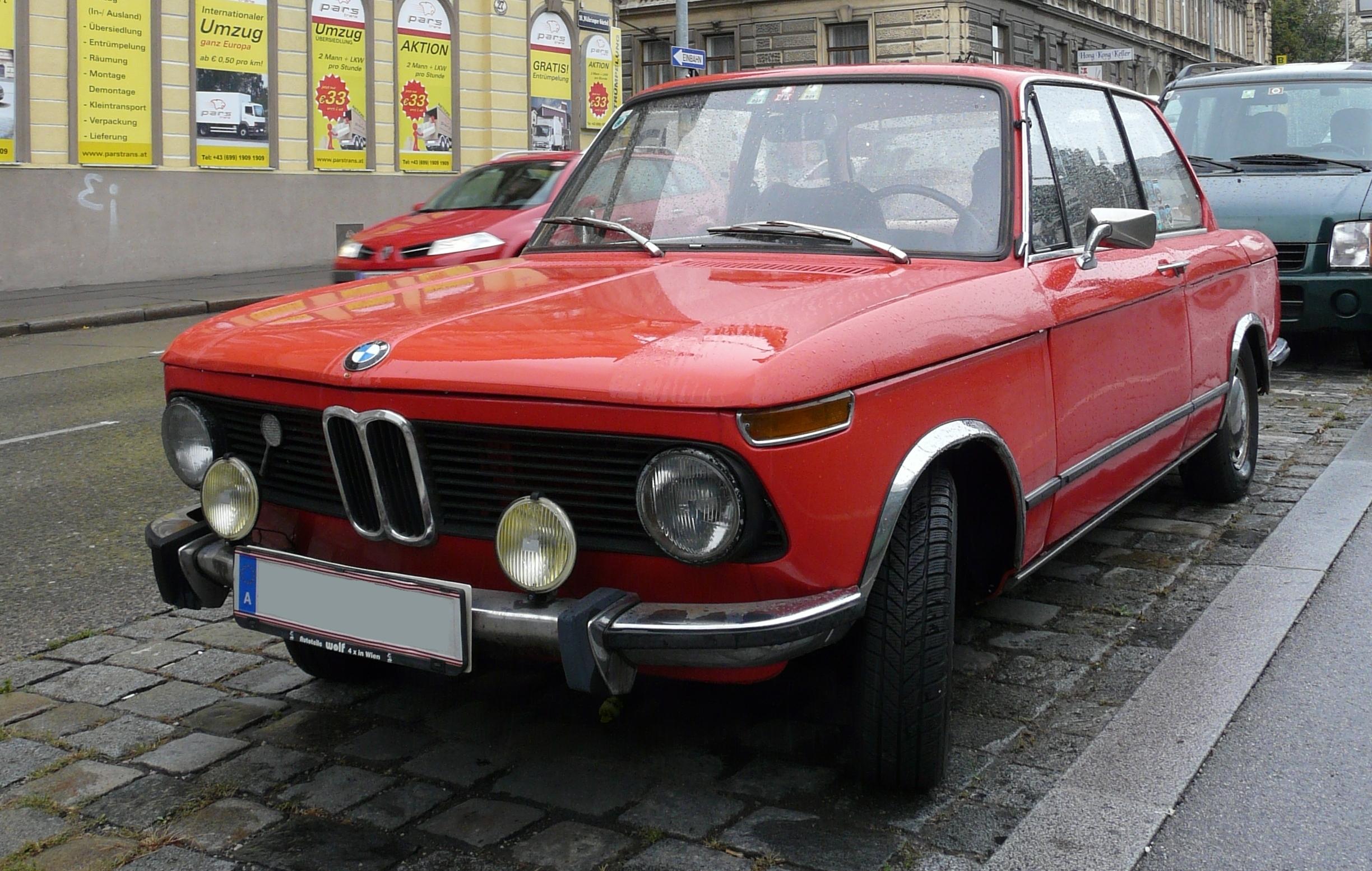 BMW 1502: 10 фото