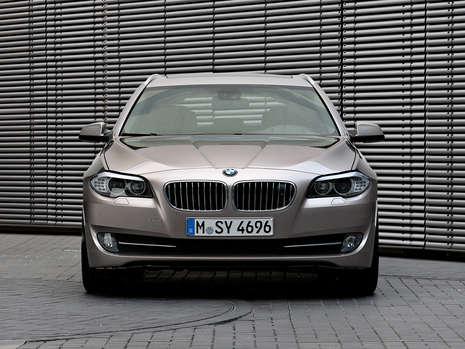 BMW 5 Touring: 12 фото