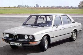 BMW 518: 3 фото