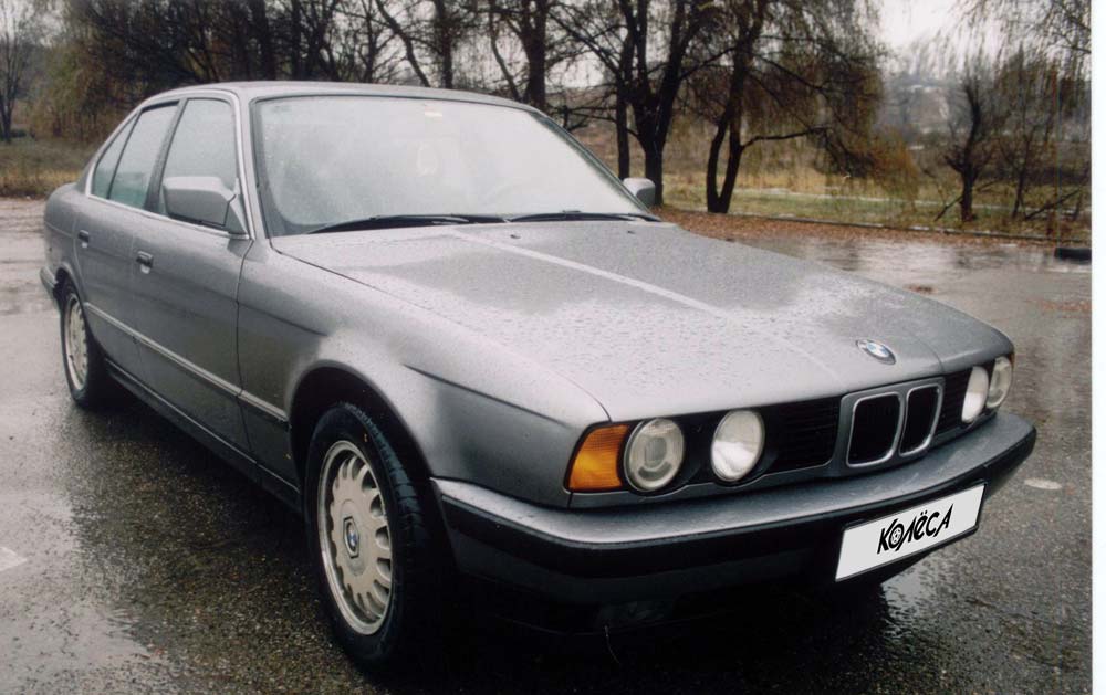 BMW 525ix: 4 фото