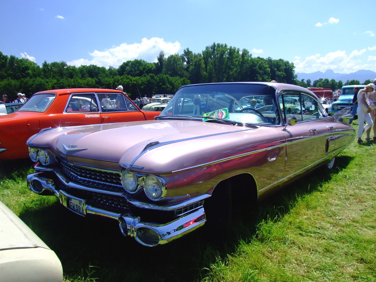 Cadillac Fleetwood: 9 фото