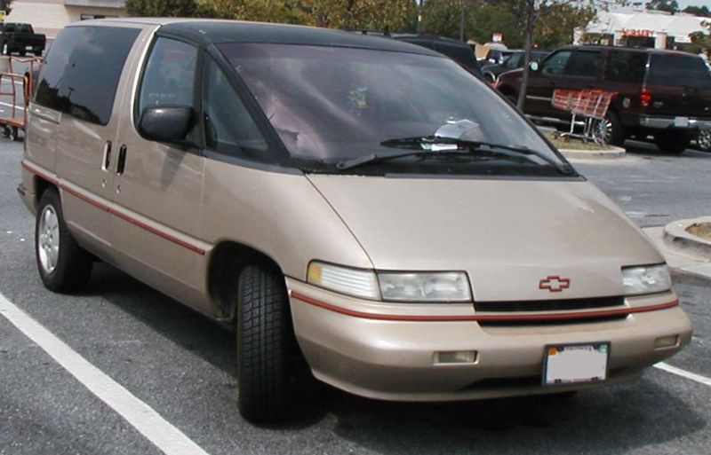Chevrolet Lumina APV: 10 фото