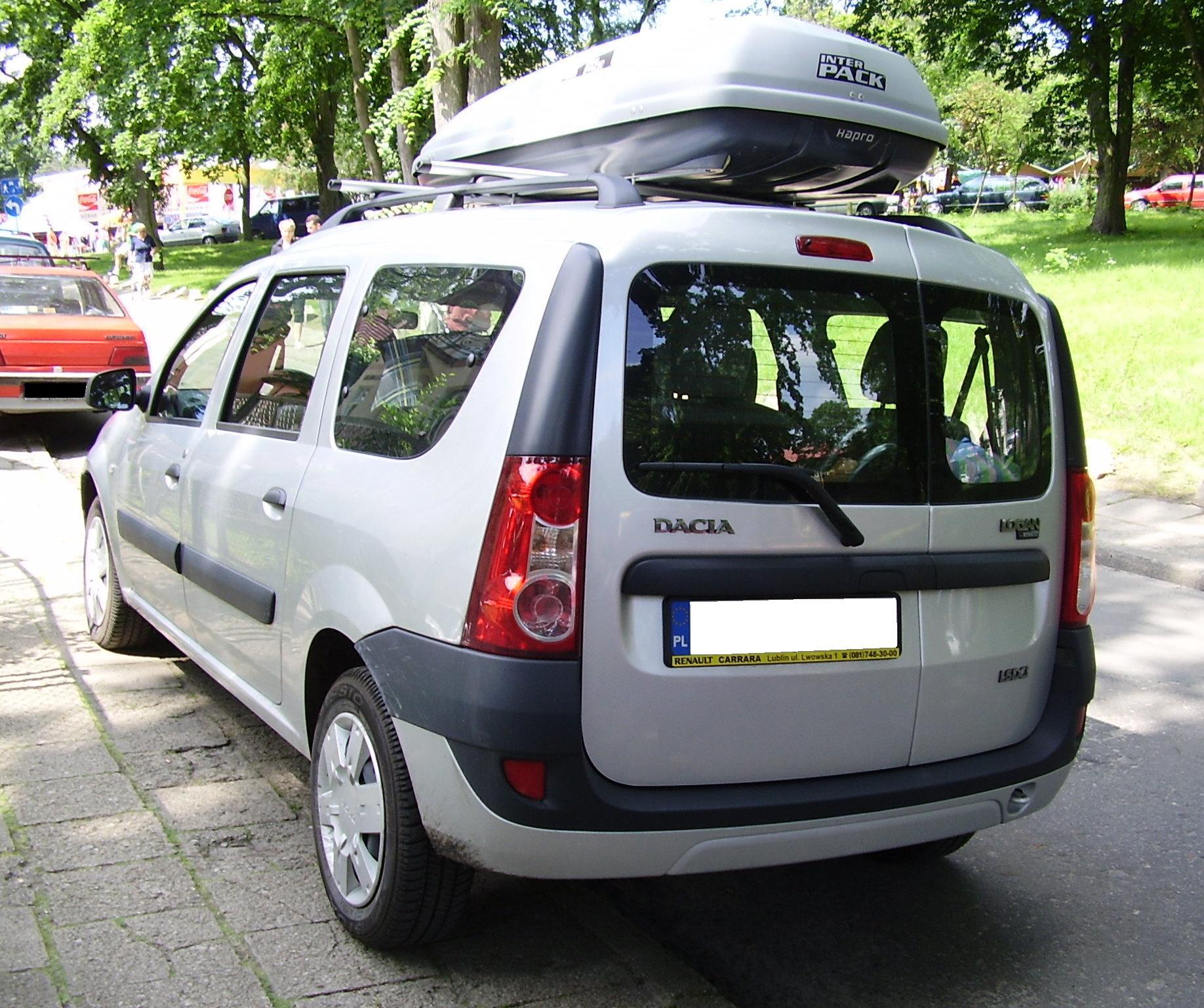 Dacia Logan MCV: 4 фото