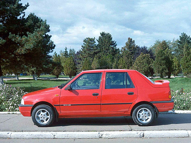 Dacia Nova: 8 фото