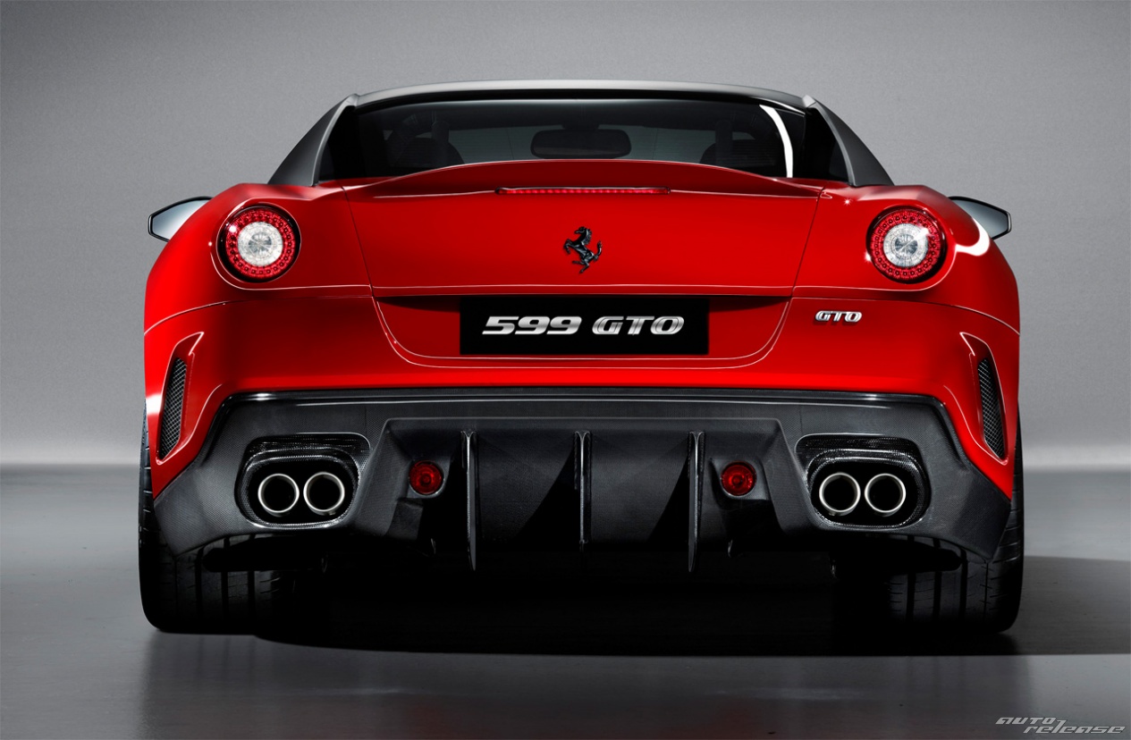 Ferrari 599 GTO: 12 фото