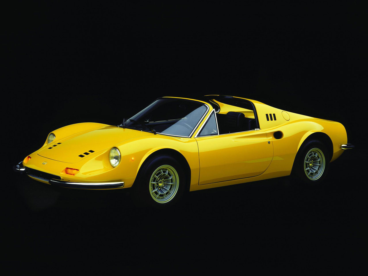 Ferrari Dino: 3 фото