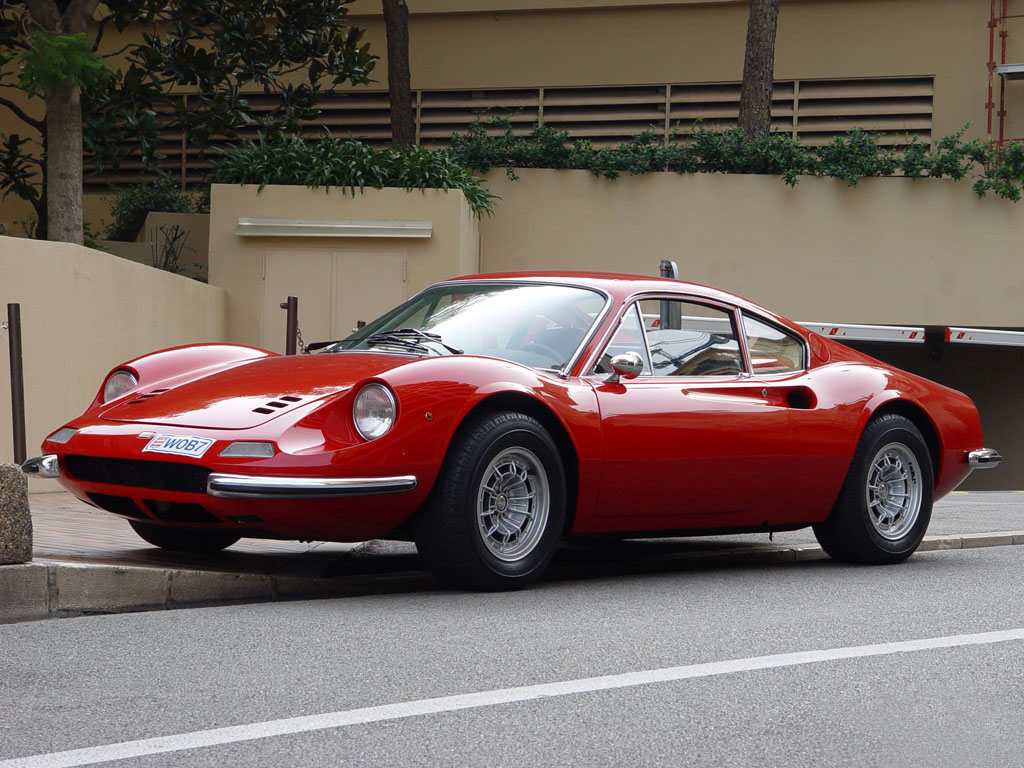 Ferrari Dino: 10 фото