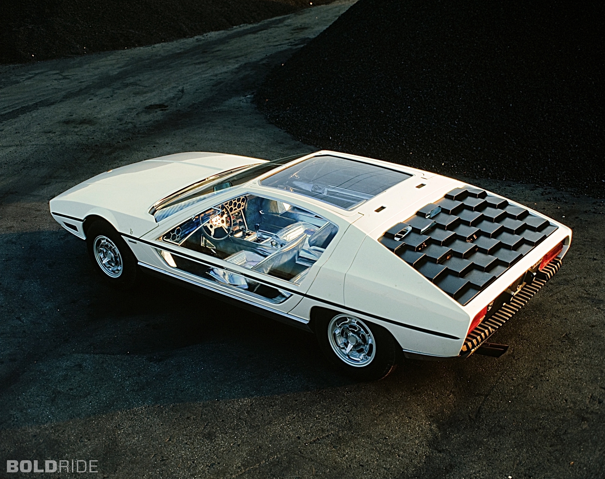 Lamborghini Marzal: 6 фото