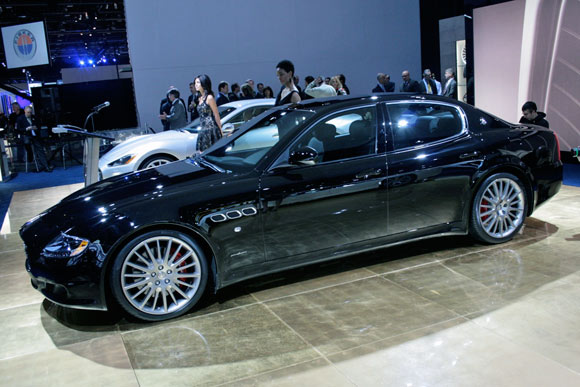Maserati Quattroporte GTS: 3 фото