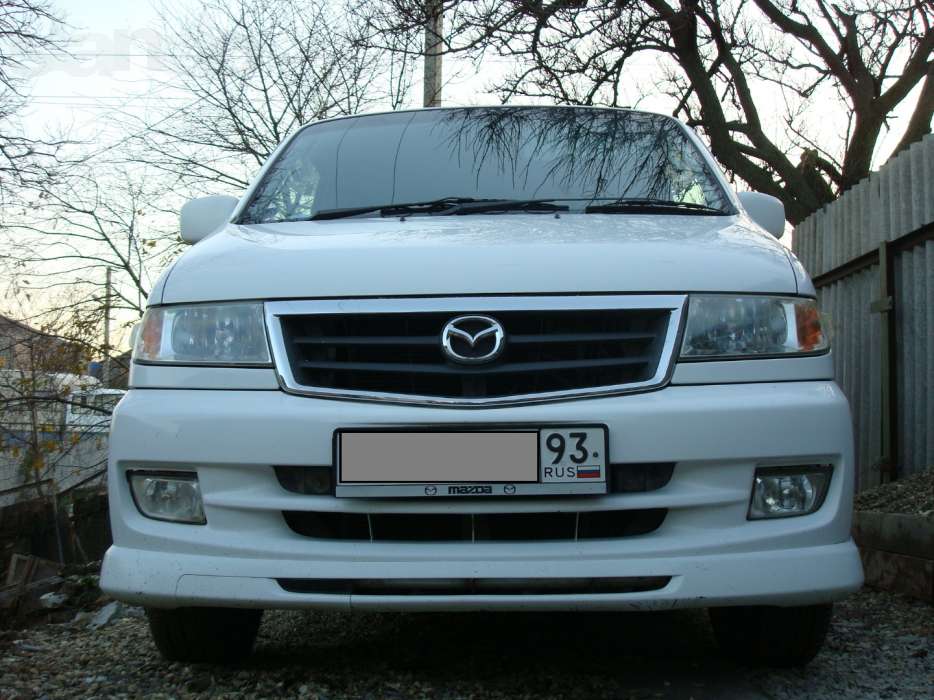 Mazda Bongo Friendee: 7 фото