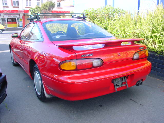 Mazda MX-6: 8 фото