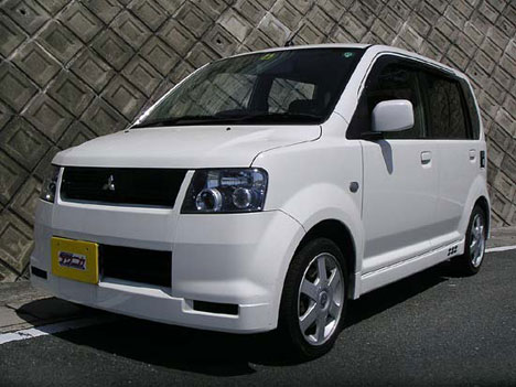Mitsubishi eK Wagon: 3 фото
