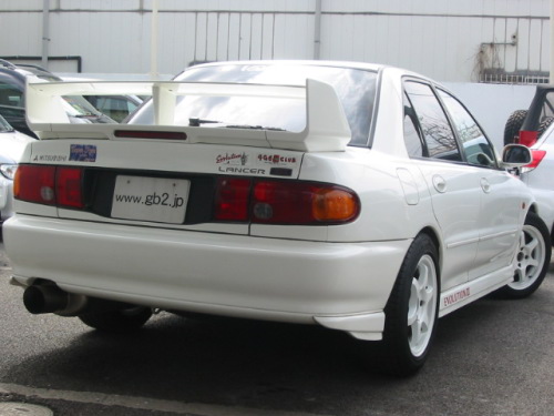 Mitsubishi Lancer Evolution III: 10 фото