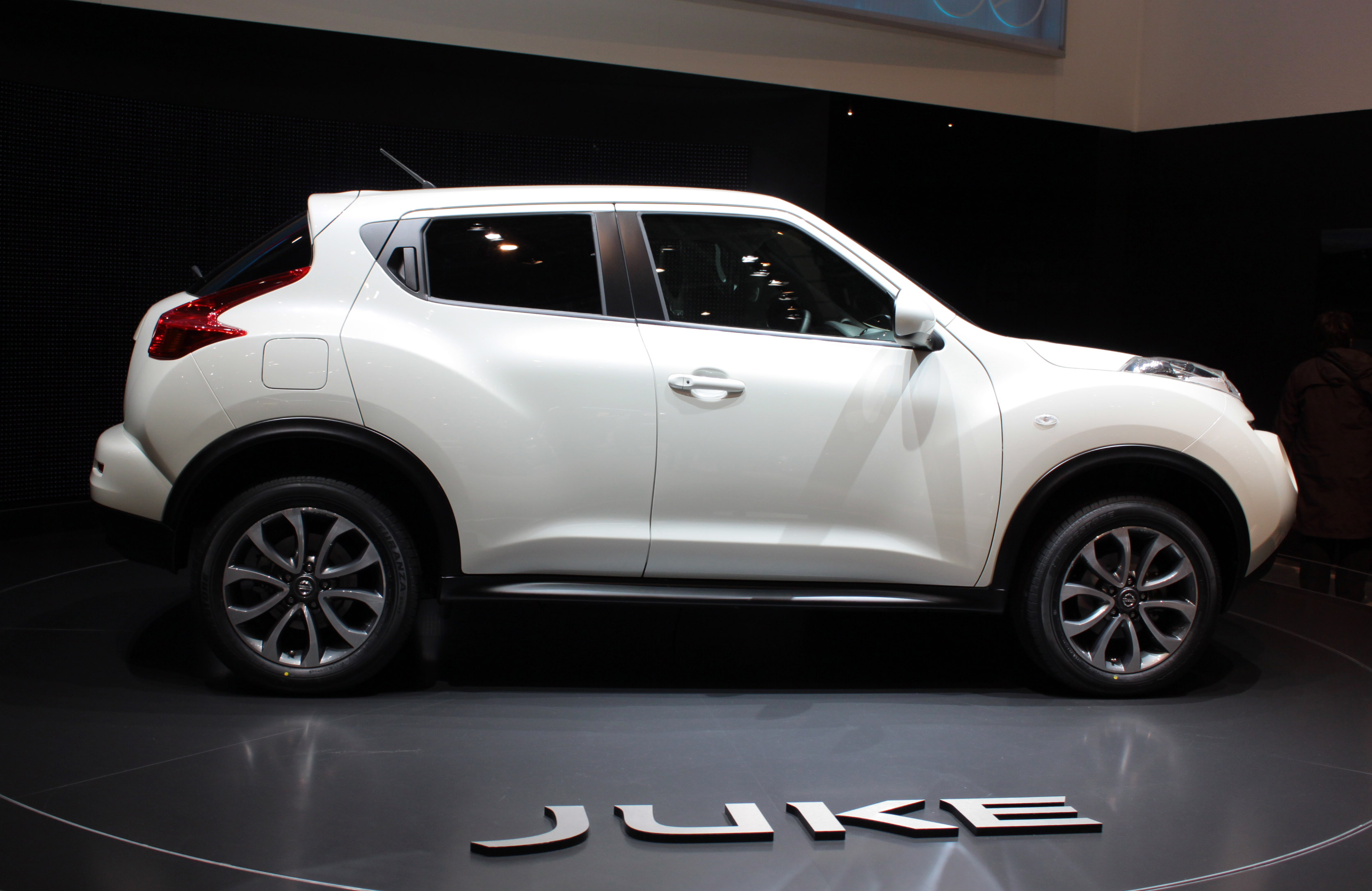 Nissan Juke: 7 фото