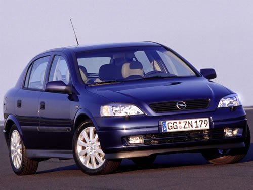 Opel Astra Classic: 10 фото