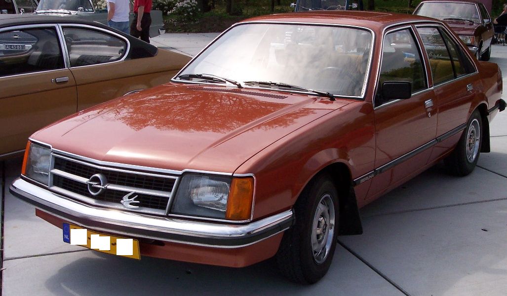 Opel Commodore: 10 фото