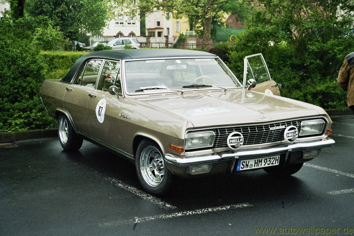 Opel Diplomat: 9 фото