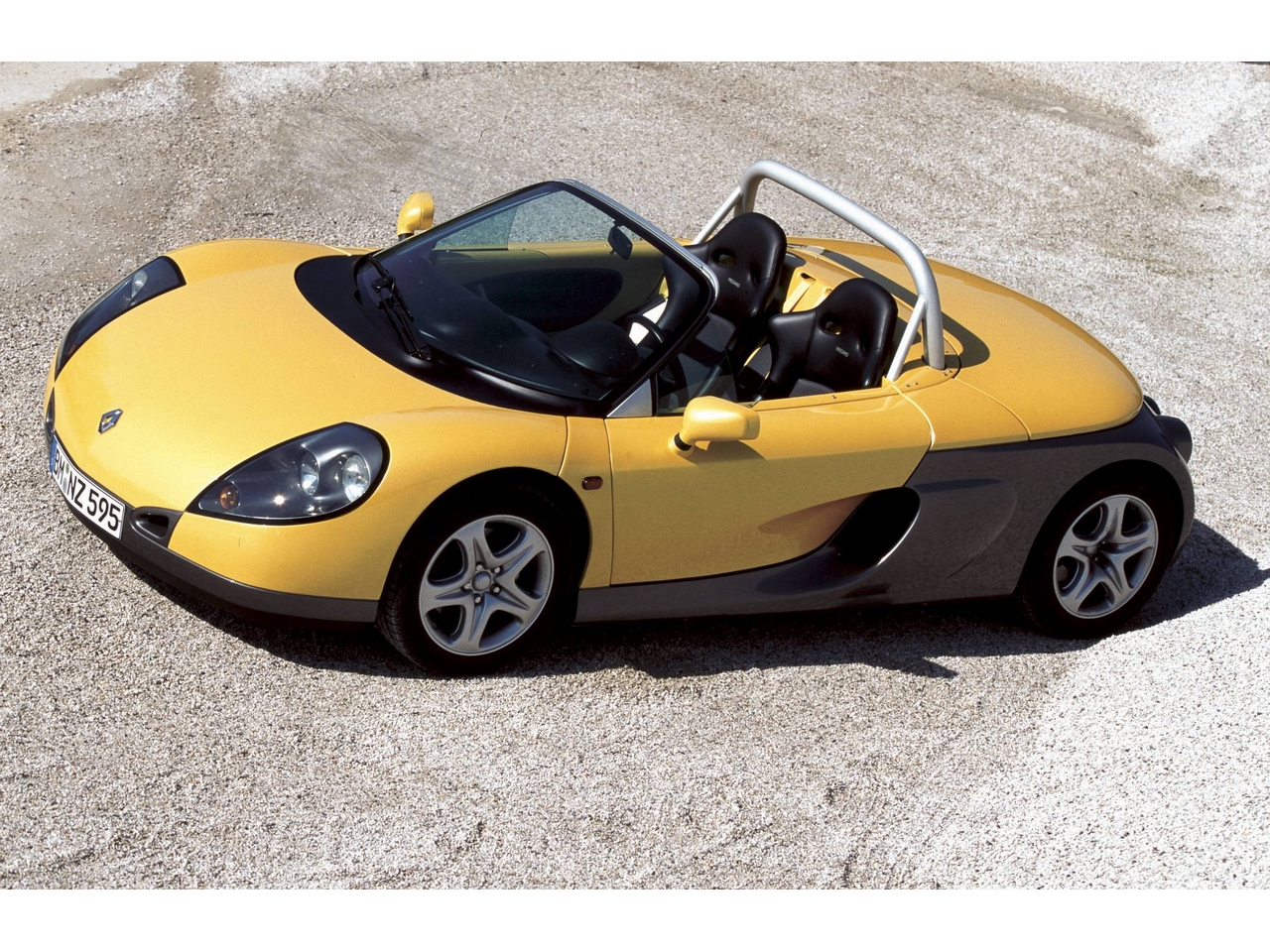 Renault Sport Spider: 11 фото