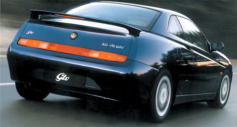 Alfa Romeo GTV: 10 фото