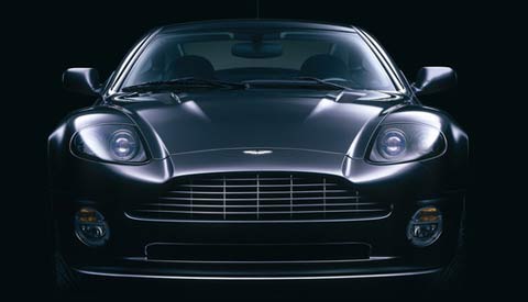 Aston Martin V12 Vanquish: 3 фото