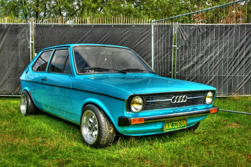 Audi 50: 4 фото