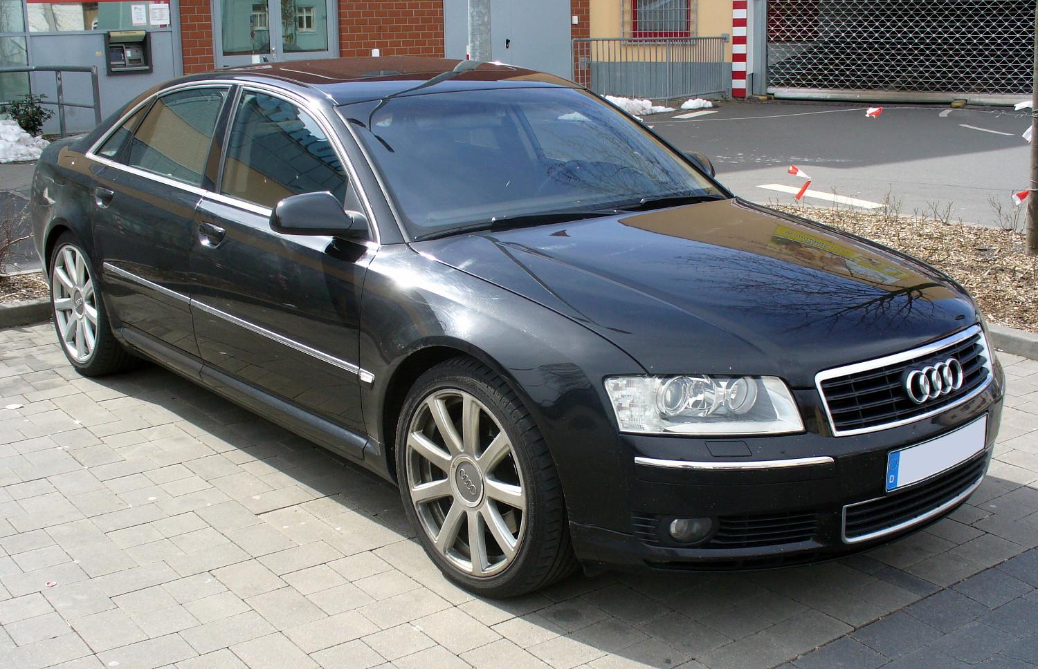 Audi A8 D3: 3 фото