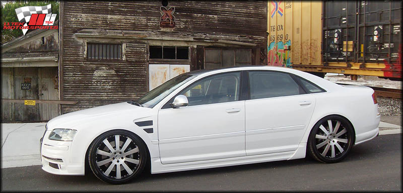 Audi S8 D3: 2 фото