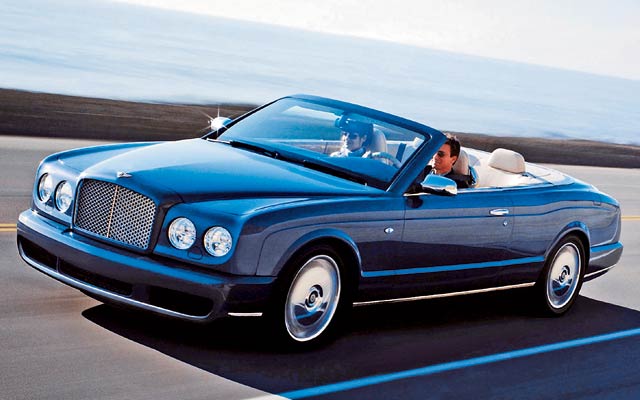 Bentley Azure: 8 фото