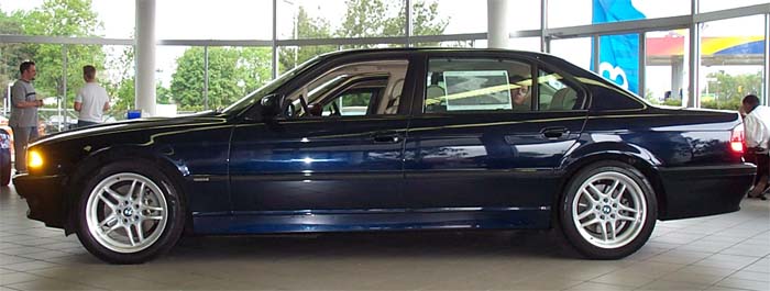 BMW 7-series E38: 7 фото