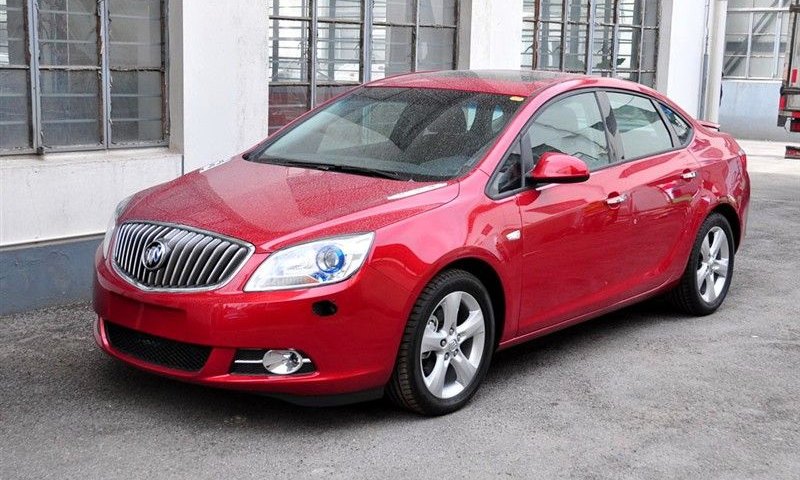 Buick Excelle: 6 фото