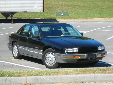 Buick Regal: 3 фото