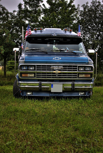 Chevrolet Chevy Van: 7 фото