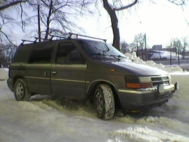 Dodge Caravan II: 9 фото