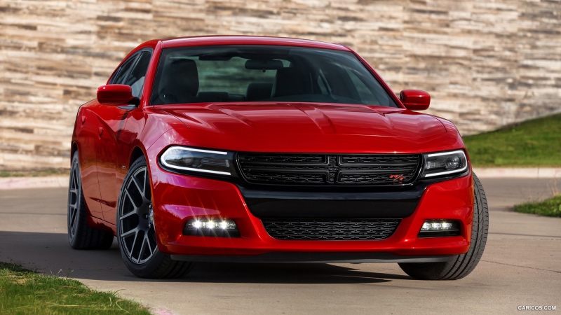 Dodge Charger 2015: 9 фото