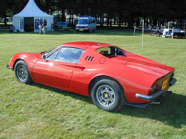 Ferrari Dino: 6 фото