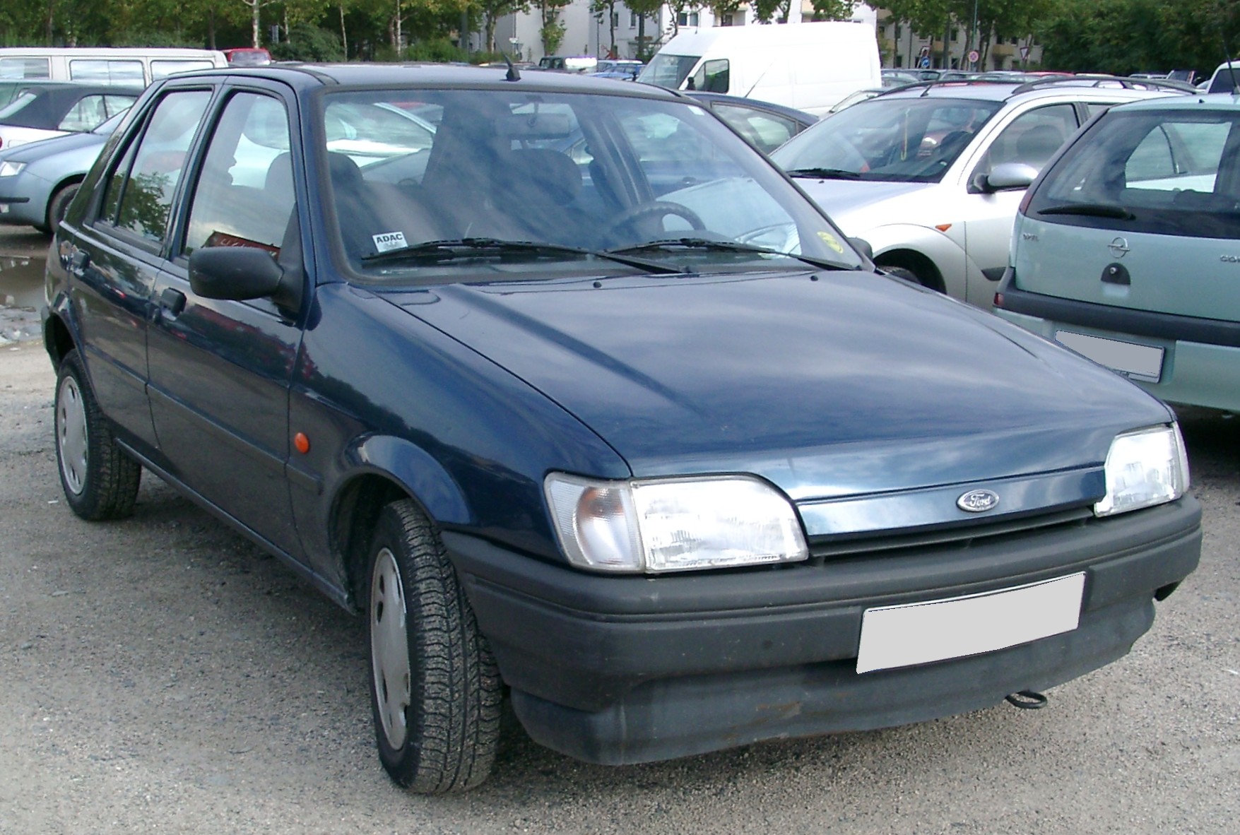 Ford Fiesta III: 4 фото