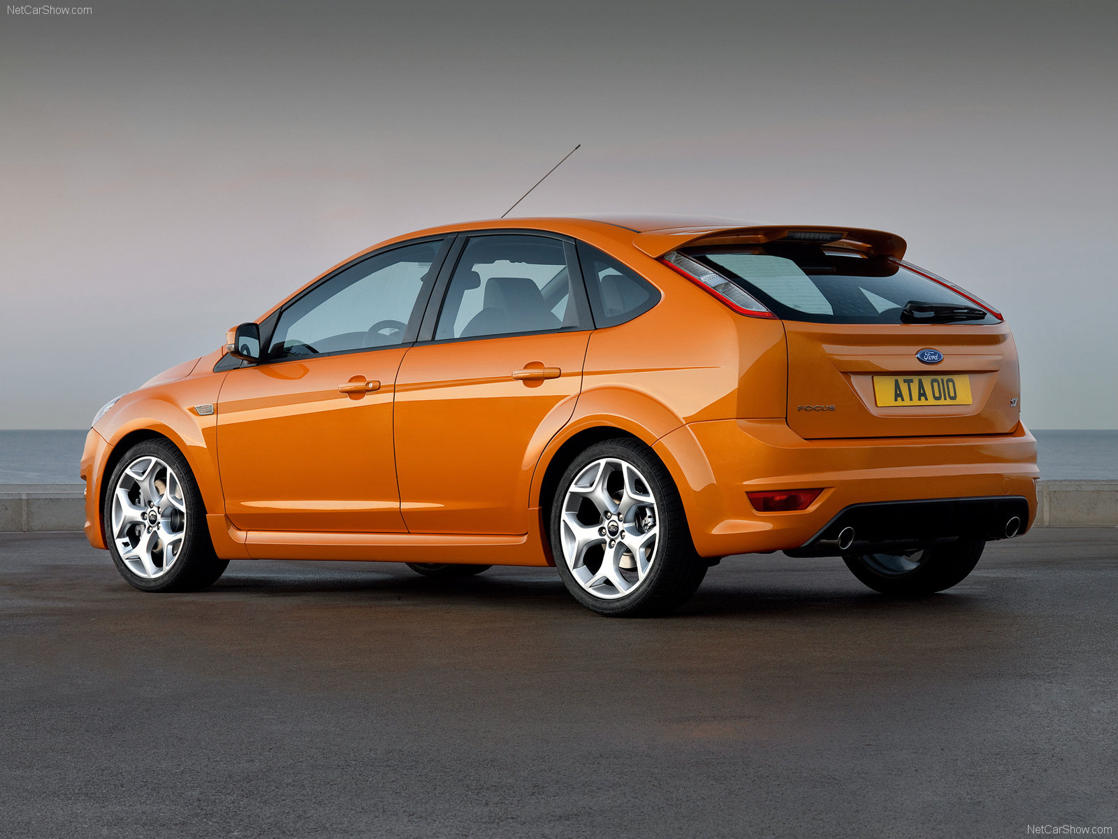 Ford Focus ST: 6 фото