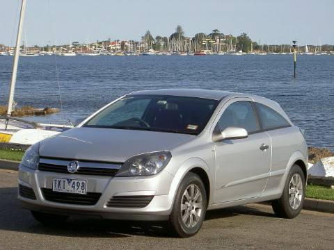 Holden Astra: 9 фото