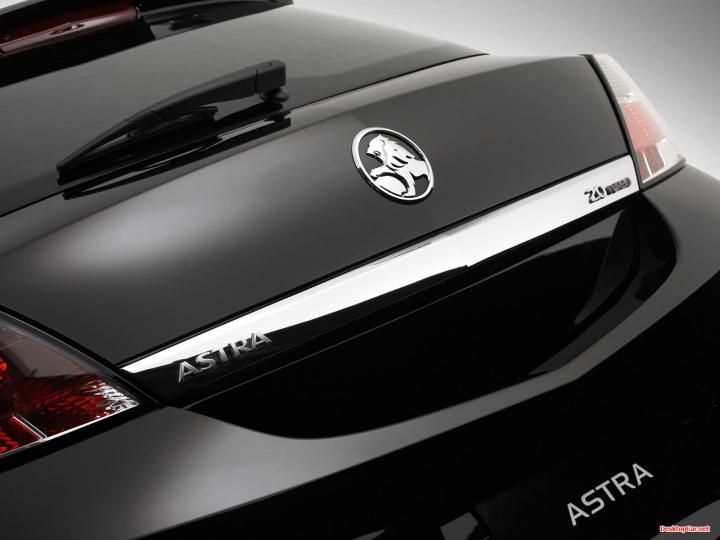 Holden Astra: 12 фото