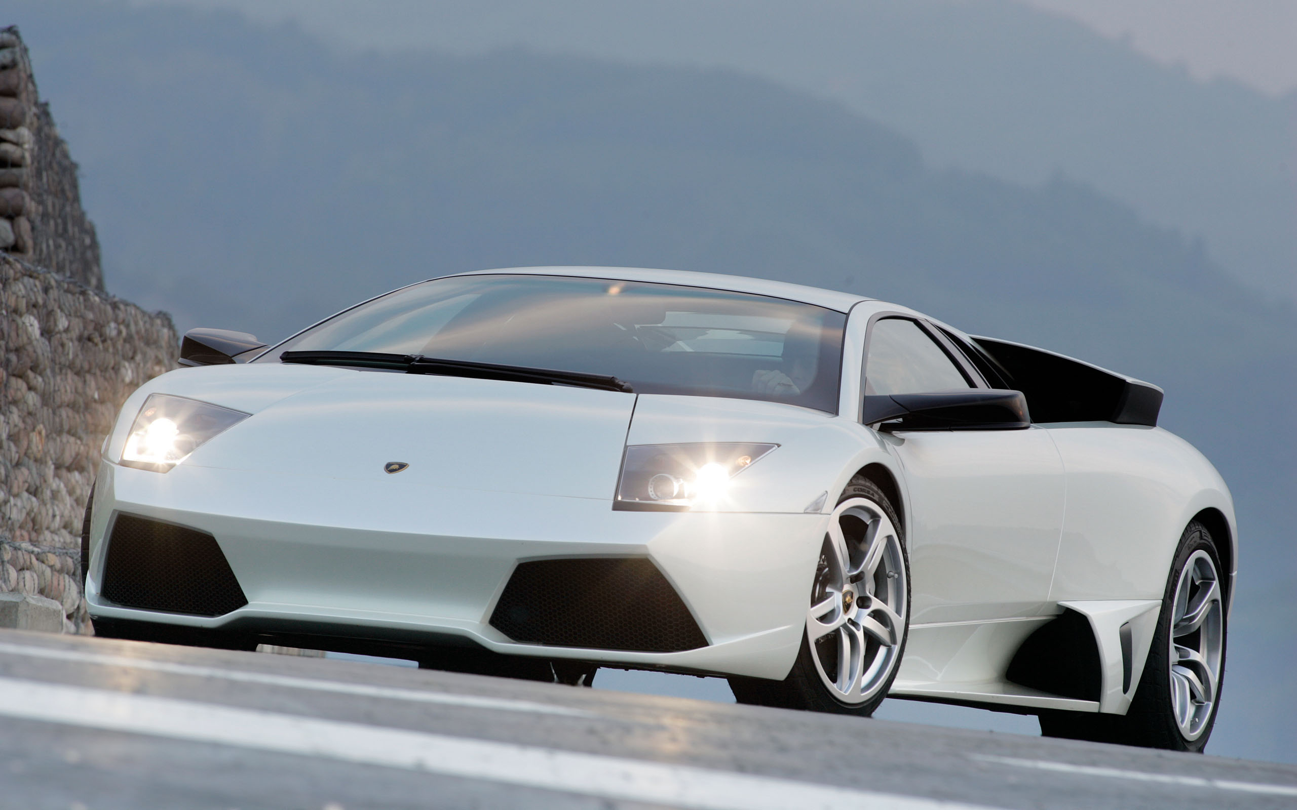 Lamborghini Murcielago: 3 фото