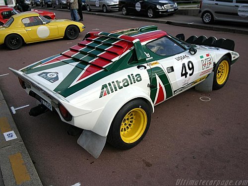 Lancia Stratos: 6 фото