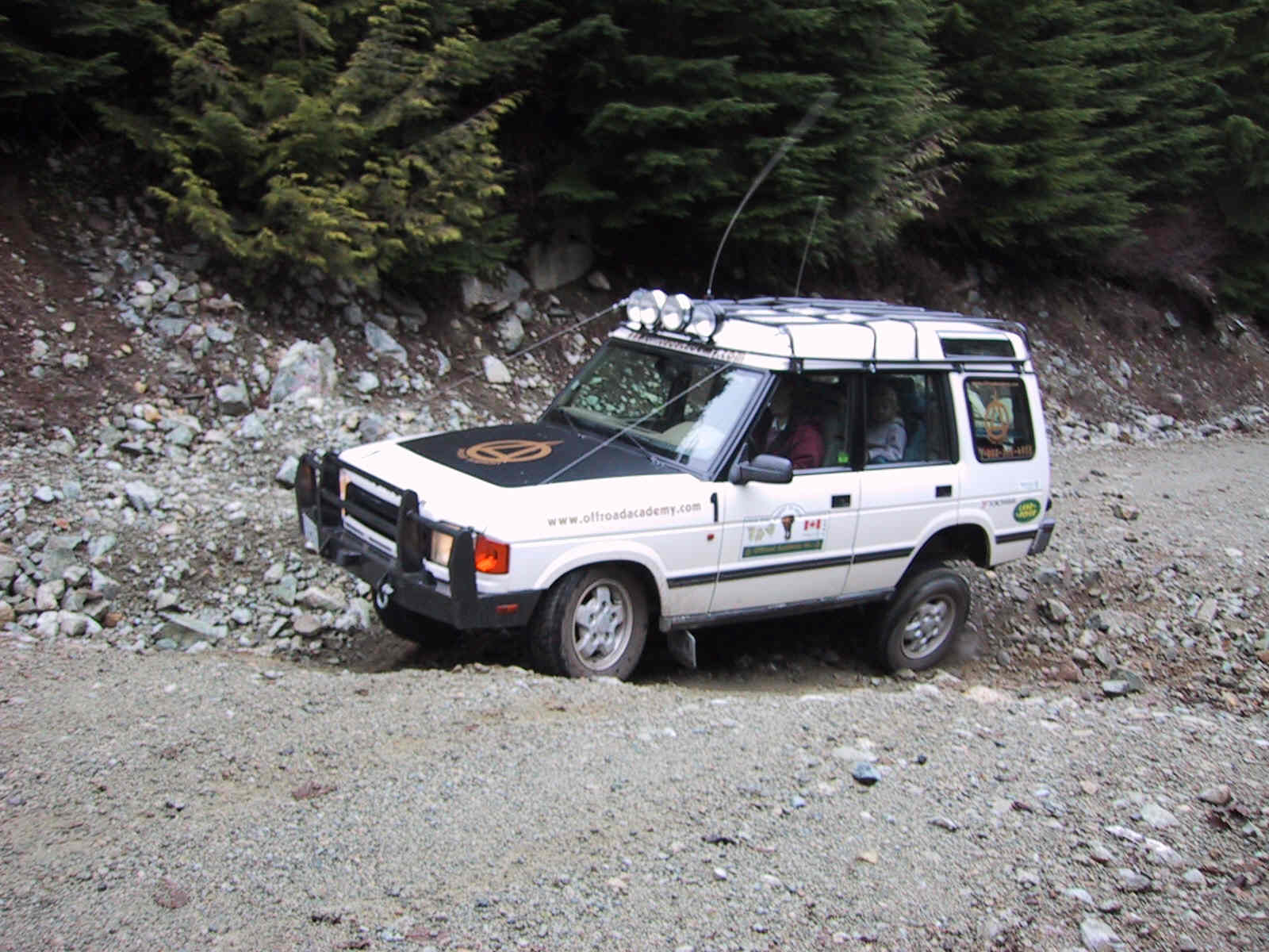 Land Rover Discovery I: 9 фото