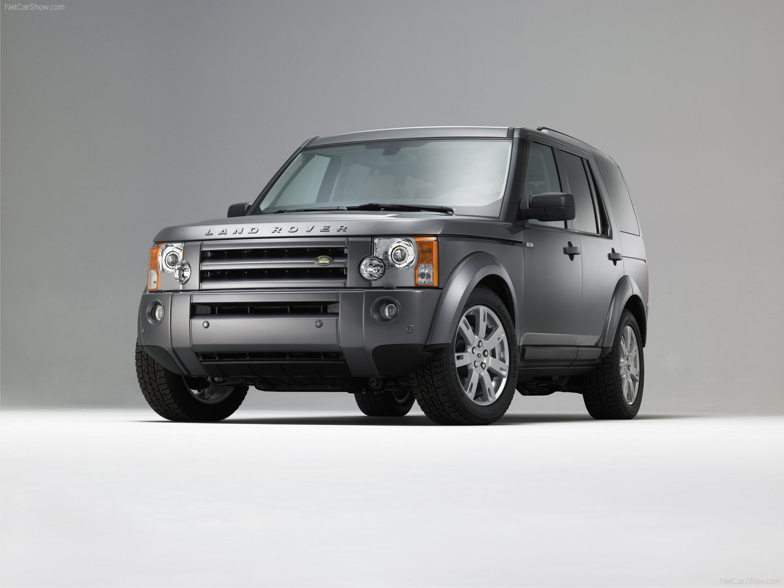 Land Rover Discovery: 2 фото
