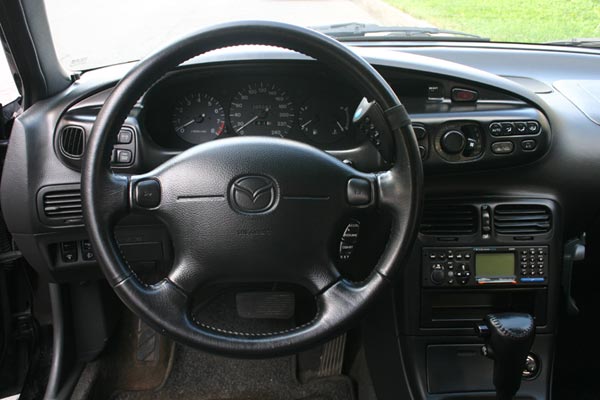 Mazda Xedos: 9 фото