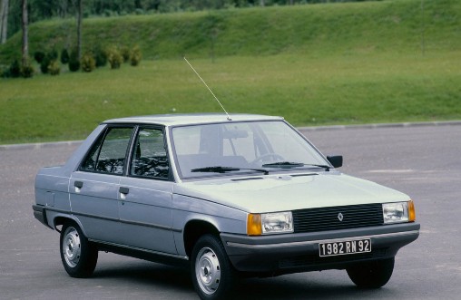 Renault 11: 7 фото