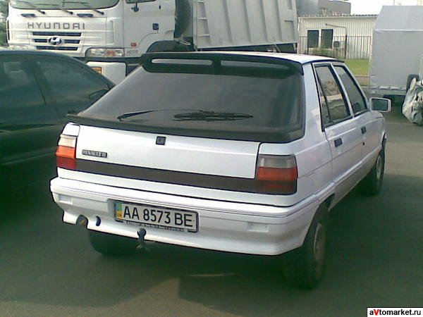 Renault 11: 8 фото