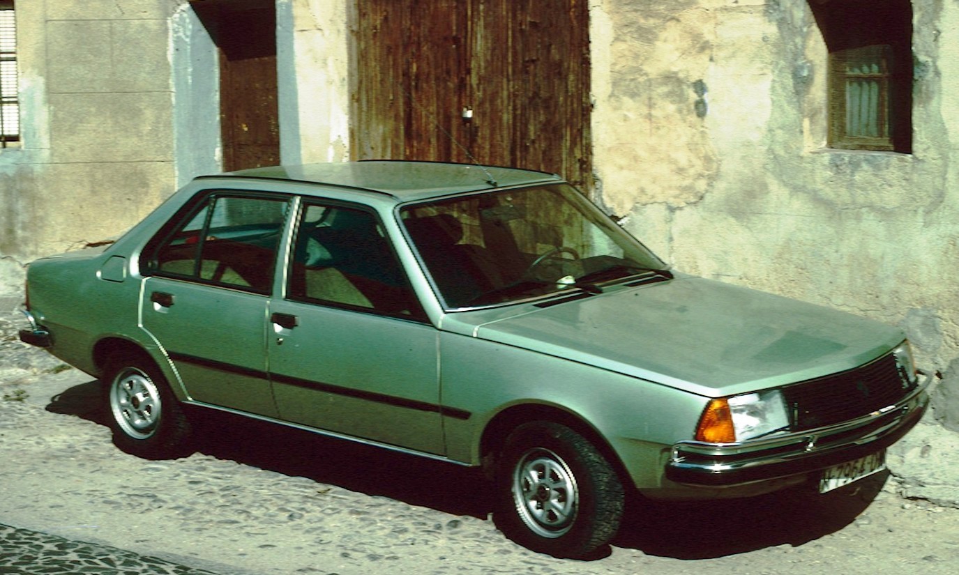 Renault 18: 4 фото
