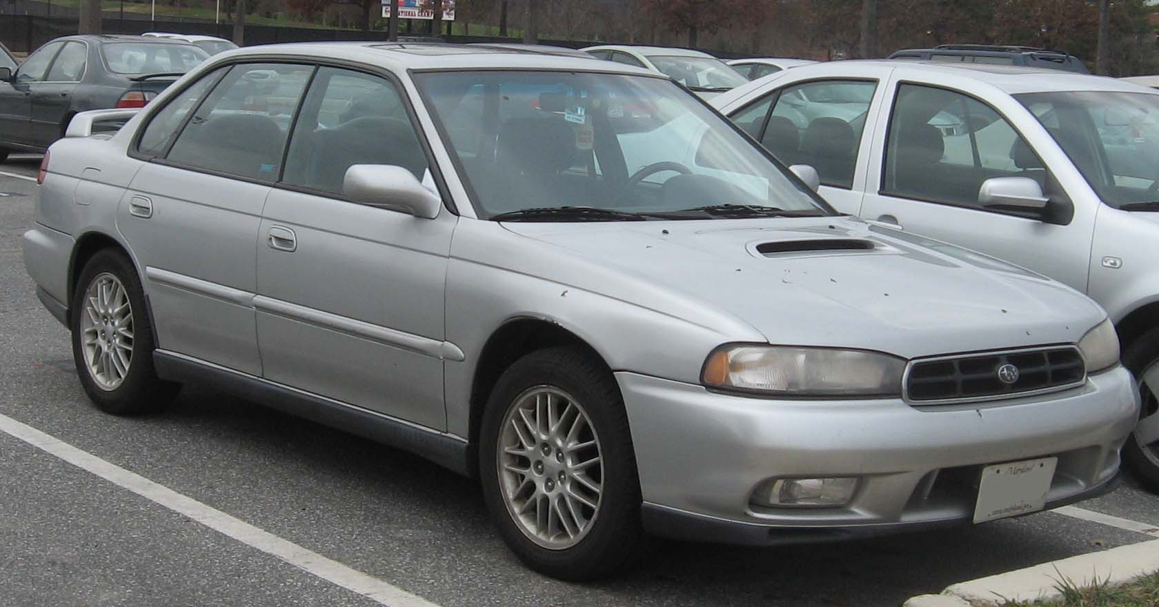Subaru Legacy II: 3 фото