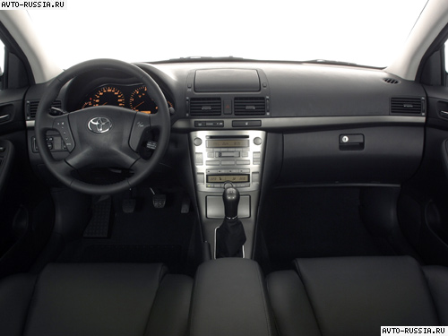 Toyota Avensis II: 5 фото